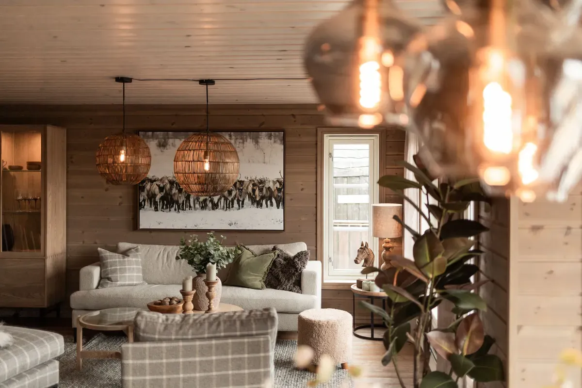 Hytte stue med pendler