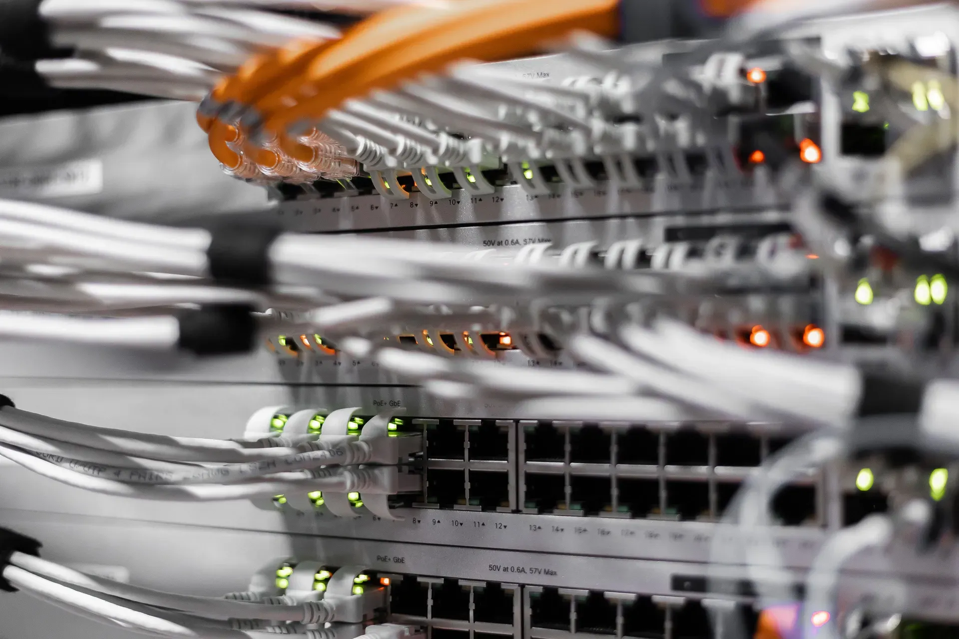 Fiber, nettverk og EKOM