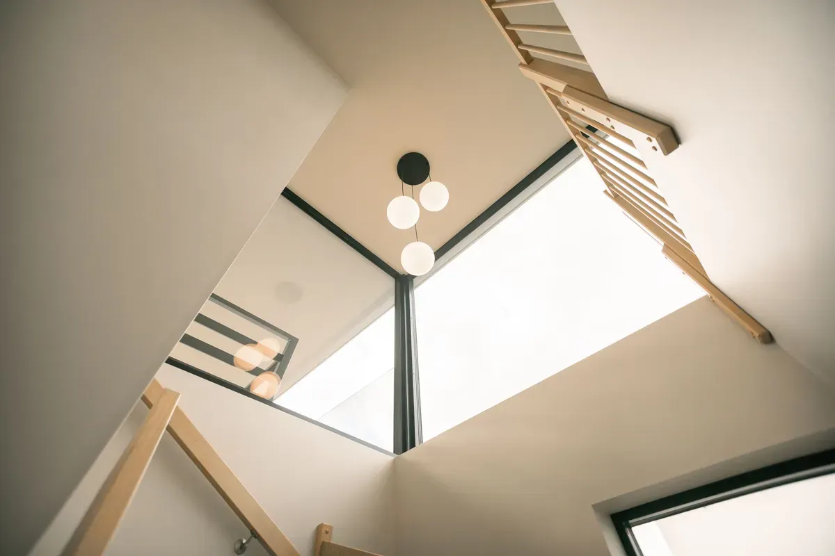 Belysning i trappen installert av EL-TEAM i funkisbolig på Bryne.
