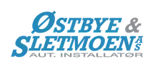 Logo for Østbye & Sletmoen hvor teksten står i blå skrift.