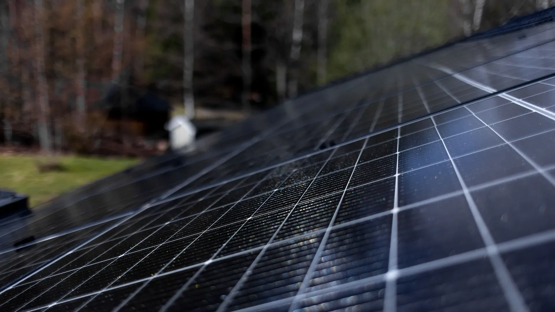 Solceller på tak privatbolig utført av ElteraGruppen.