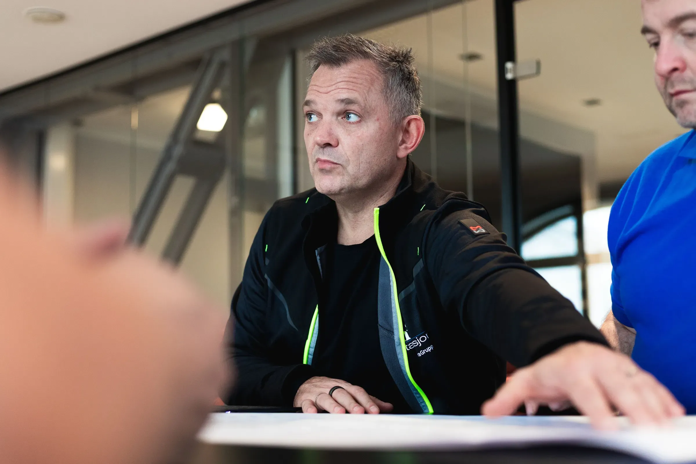 En engasjert ansatt hos BMI Innstallasjon