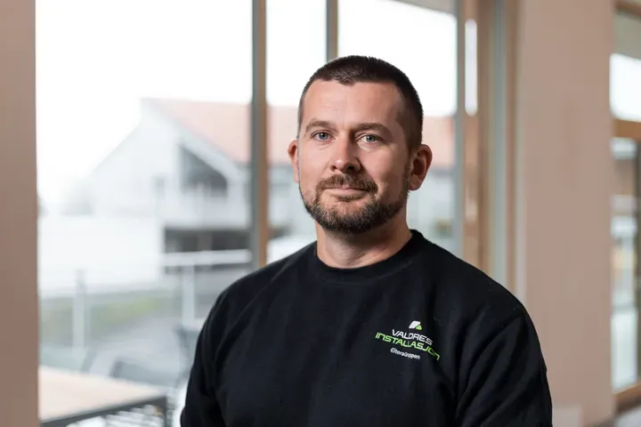 Portrett av en Valdres Installasjons ansatt